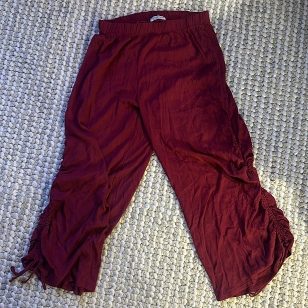 Burgundy Fashionova Pants size L ‎ 💚 for both